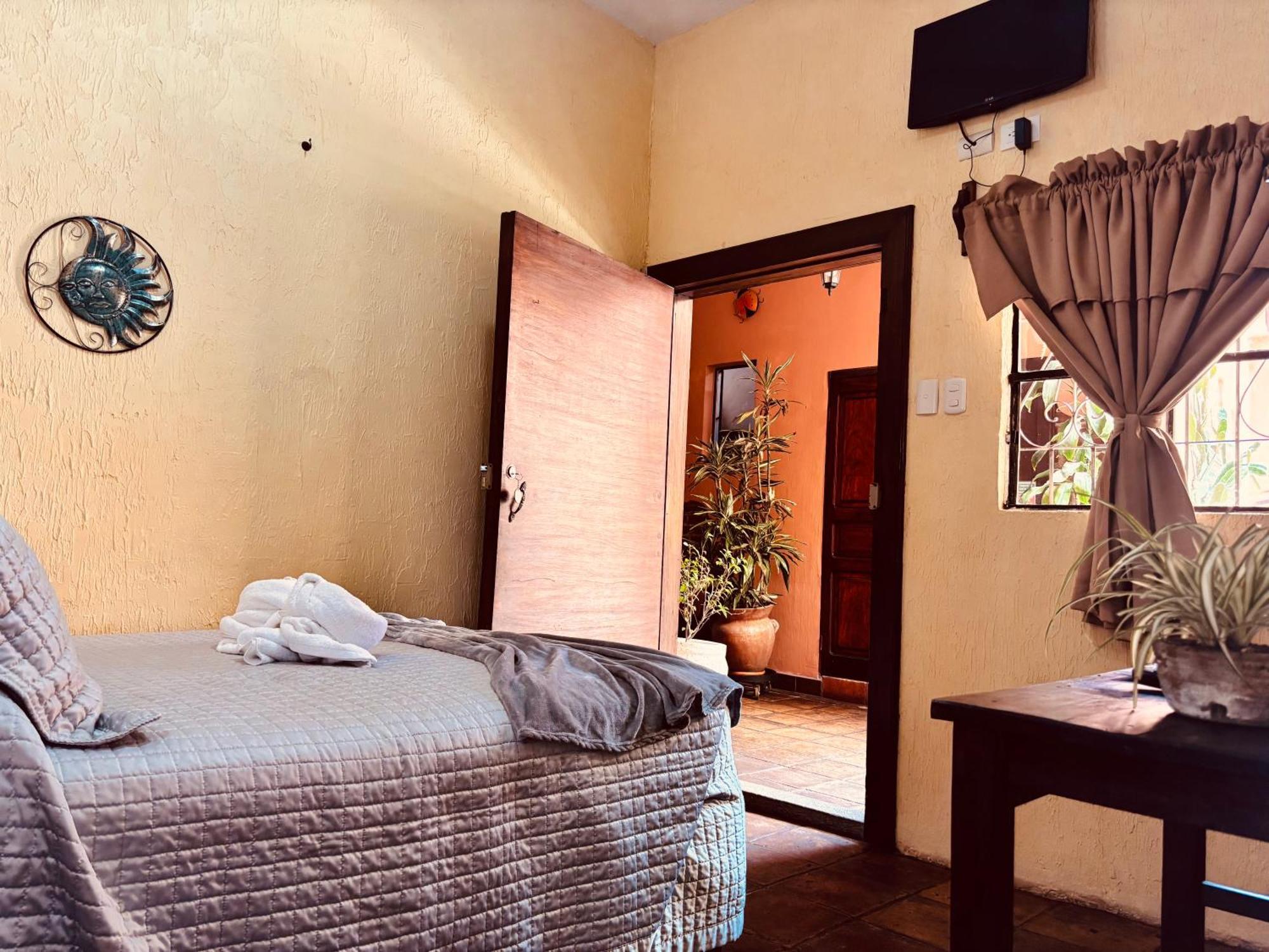 Hotel Chilero Y Cafe Antigua Eksteriør billede